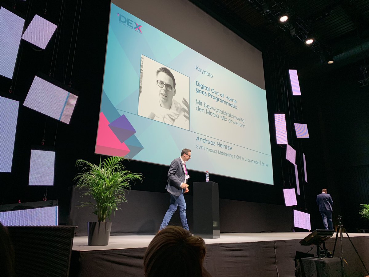 Weiter geht’s mit der Keynote von Andreas Heintze von @StroeerMedia #dex19