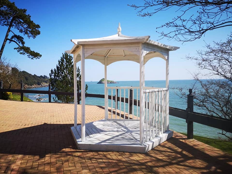 Could you get a dreamier view for your wedding ceremony?😍 We cant wait to get it all dressed up for our open day with @weddings_devon #outdoorwedding #torquay #torbay #weddingvenue #devonwedding #devonweddingvenue @BrideSouthWest @brides @WeddingAwardsSW @devonlive @DevonLife