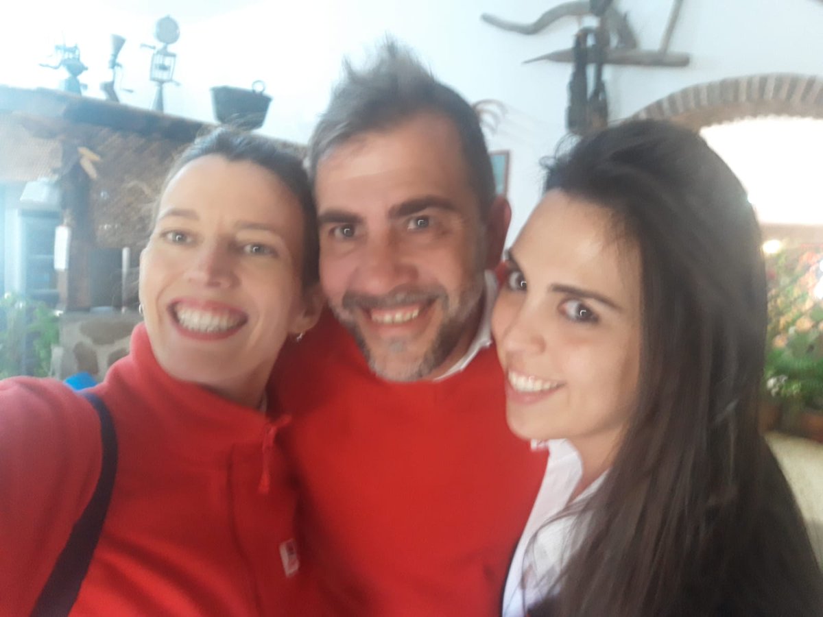 ThaisFerd's tweet photo. Hoy en tierras gaditanas ....@ThaisFerd @comercial_sd @David_TorreroSD @sdcadiz @LorenalopezSD https://t.co/St4HpcSCZR