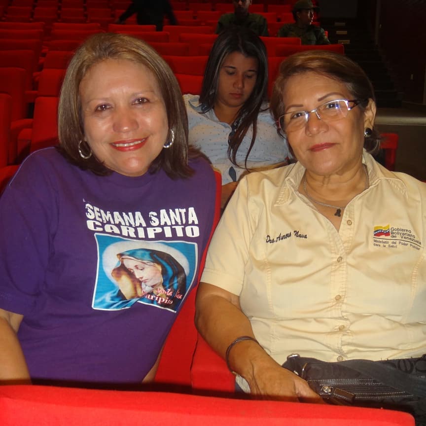 Corpoturismo's tweet photo. #11Abr desde #Caripito municipio #Bolivar #Monagas María Eugenia Cabello acompaña como todos los jueves a nuestra Gobernadora Yelitze Santaella desde el Auditorio de la Orquesta sinfónica de Caripito en su Programa #ConversandoConYelitza 
#Venezuela #SemanaSanta2019
@GobMonagas_ https://t.co/4cjIucUYXp