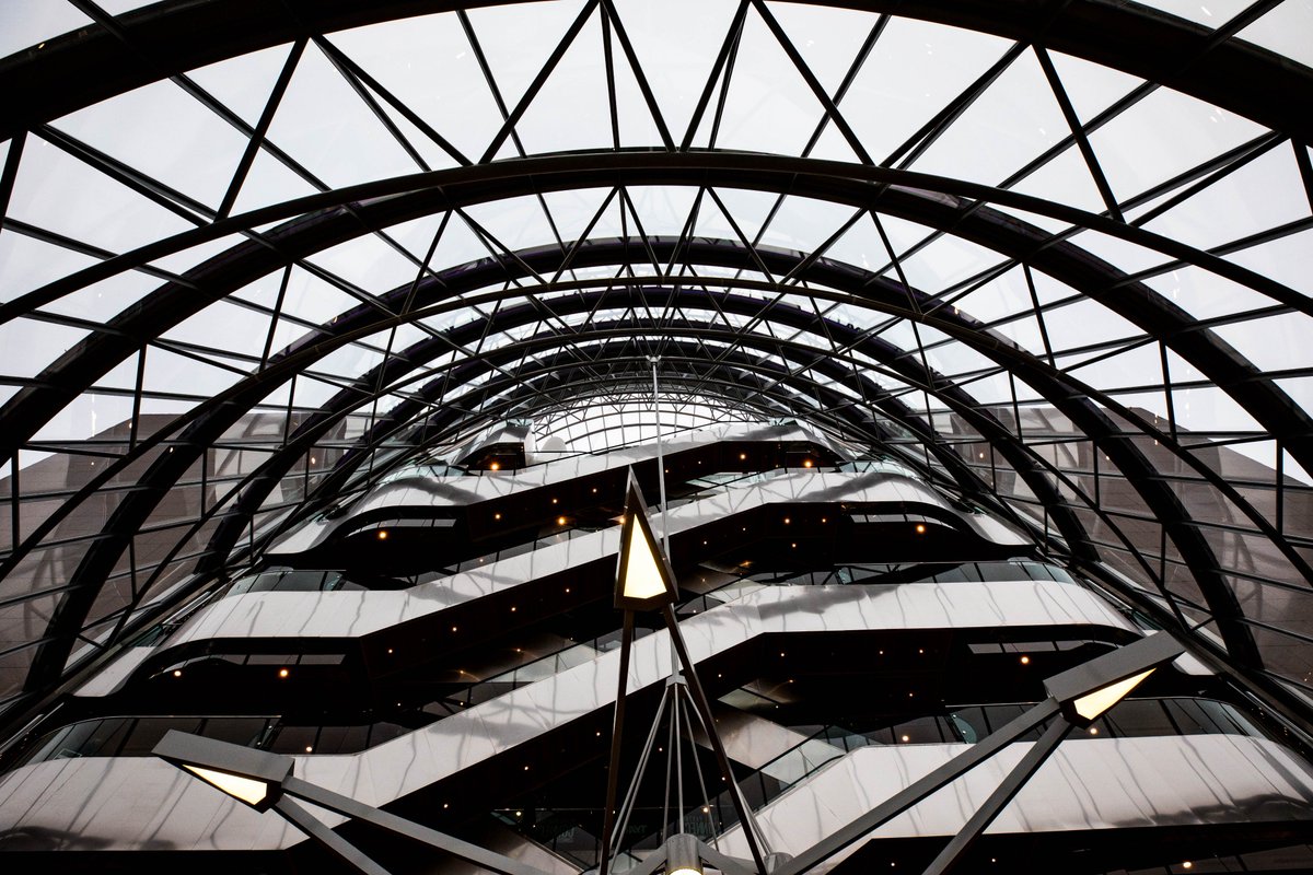 MauritsTichelma's tweet image. In Dublin for the #IntelPartnerConnect with all our Partners to grow the business! #IamIntel #Dublin