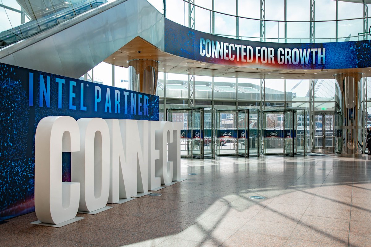 MauritsTichelma's tweet image. In Dublin for the #IntelPartnerConnect with all our Partners to grow the business! #IamIntel #Dublin