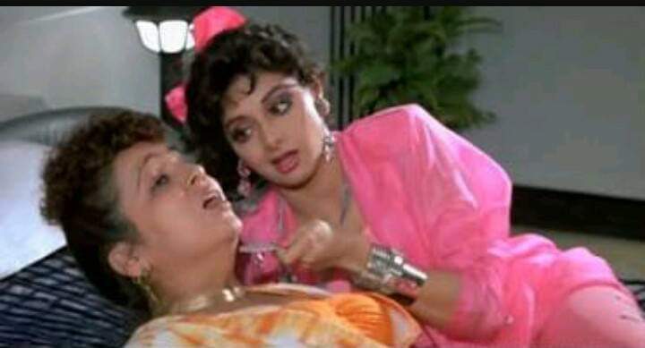 Best wishes to #RohiniHattangadi on her 64th birthday. Remarkable theatre, movie & TV actress. Her role in #Chaalbaaz alongside #Sridevi is her comical best.