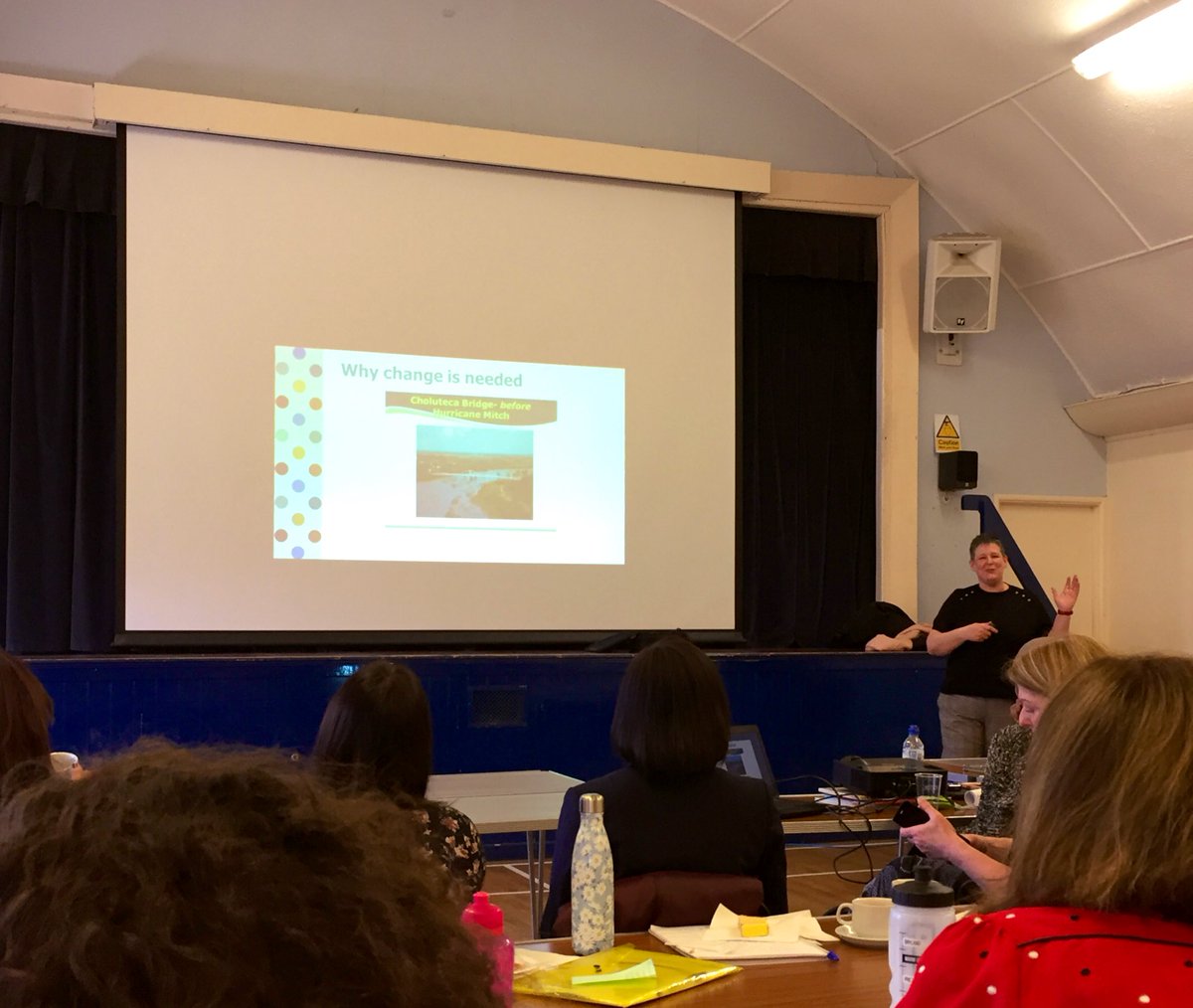 Great to hear from @jthospice's own Sarah Mimmack talking to the #STP workshop & showcase about our fantastic #PersonalHealthBudgets pilot 👍👍

@hospiceuk @BhamCityCouncil @NHSBSolCCG @SolihullCouncil 

#Birmingham #Solihull #OpenUpHospiceCare