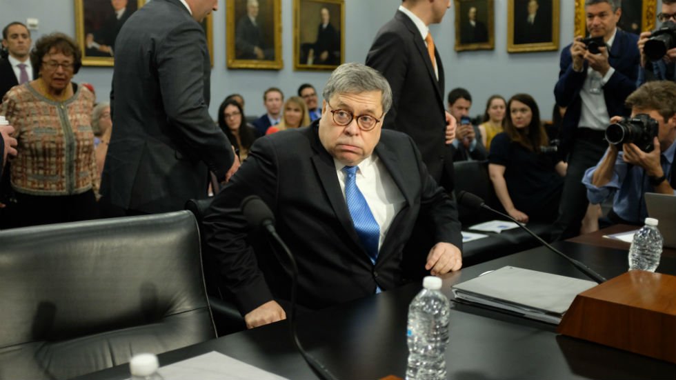 thehill's tweet photo. Dem senator torches Bill Barr https://t.co/5eJOeuBSD2 https://t.co/9DZ1W9UciJ