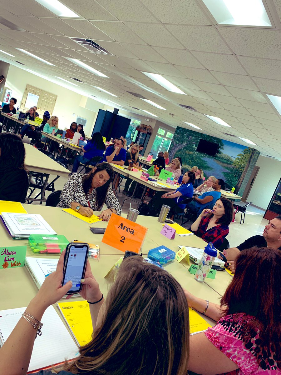 Final MS ELA SAL meeting of the year! <a href="/hcpsMSLangArts/">HCPS MS Lang Arts</a> #ELAisAwesome