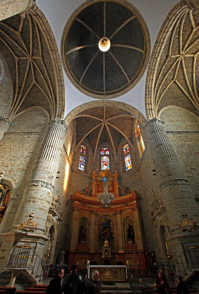 turismobierzo's tweet photo. LOS IMPRESCINDIBLES DE EL BIERZO PARA ESTA SEMANA SANTA
Esta Semana Santa descubre Villafranca del Bierzo y Corullón. Vilalfranca con su patrimonio y Corullón con sus iglesias románicas, el castillo y los cerezos en flor.
#DescubriendoElBierzo #ElBierzo #SemanaSantaenElBierzo https://t.co/ri7XPGHUZh