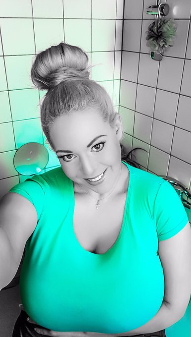 3 pic. Hallo meine Lieben ? der Frühling macht zwar eine kleine Pause ? aber ich versuche es einfach