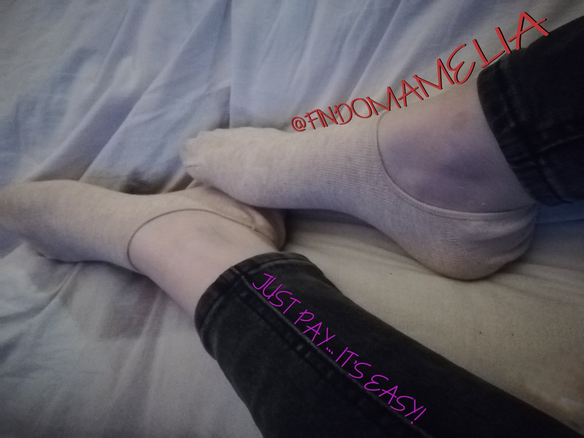 FindomAmelia's tweet photo. Hello, pigs. 
Today I play the main role - in my theatre.
The topic for today: destroying your life! 🤩

#findom #humanATM #paypig #domme
@rt_feet @touchRTP @rtworn @sanco4033 @OddDoctor @rt4_dommes @promotionssw @legend_rt_rt @ghostrt @EmpireOfFeet @finsubRT @rt_bxtch https://t.co/WXeMhrsAR1