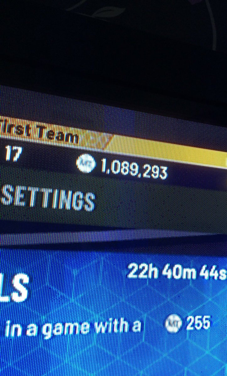 MyTeamService2K's tweet photo. @NBA2K_MyTEAM Doing a 500k giveaway like, retweet to get entered into the competition. GOOD LUCK!! https://t.co/VaBRskU2Yt