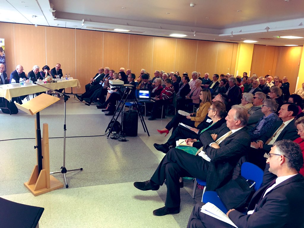 ReseauAPA's tweet photo. « Cette intégration au sein du Réseau APA nous ouvre le champ des nouveaux possibles, sur la base de valeurs communes et qui placeront toujours l’humain au centre de nos attentions. » Sylvie TEIXEIRA Directrice de #DOMISOL 🎤 #APALIB’ https://t.co/qMLy8CAdBE