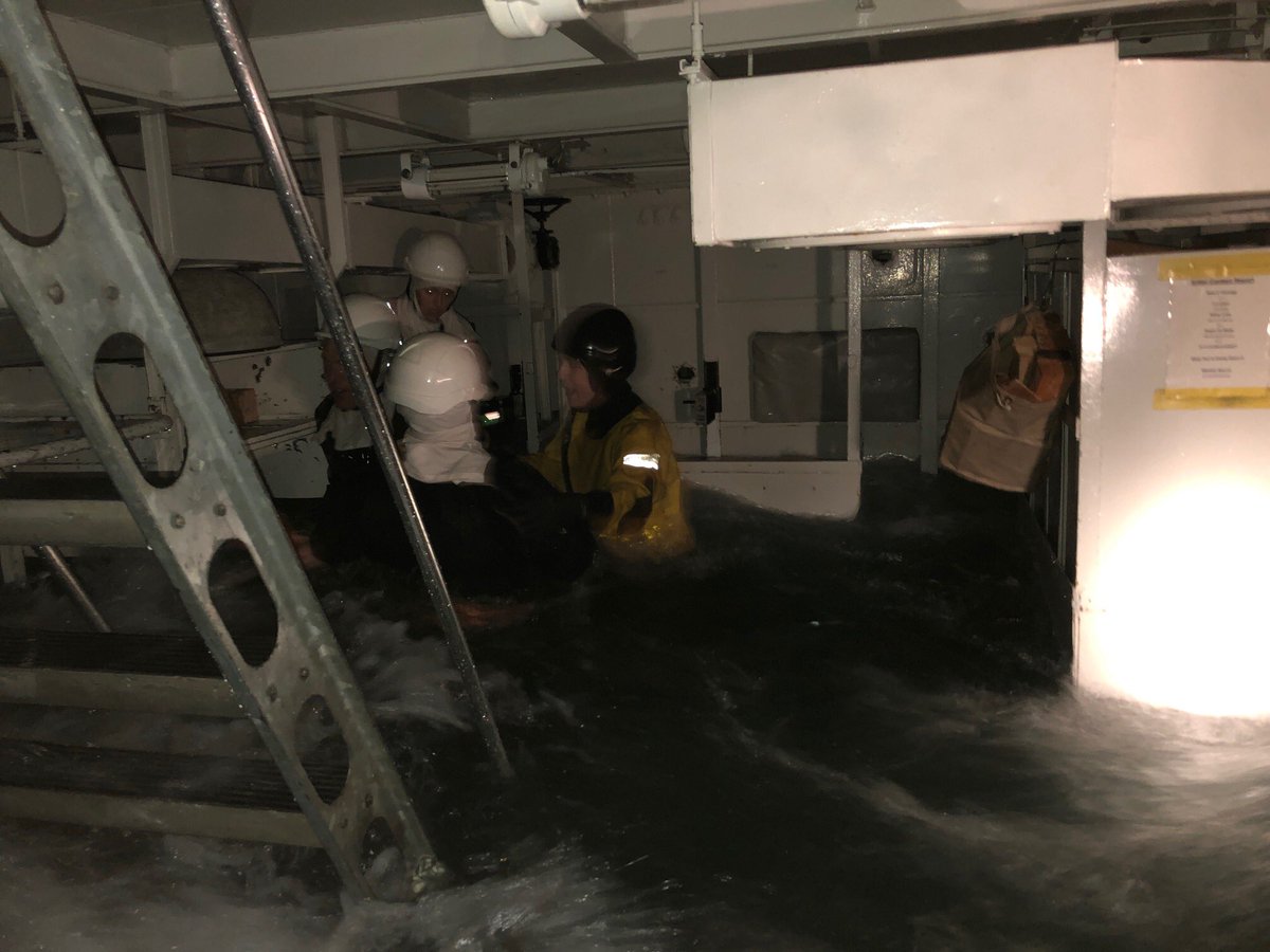 HMS_Raleigh's tweet photo. Emergency, emergency - brace, brace, brace.  HMS Havoc is sinking at the #Cunningham34s Starboard class have been sent in to save the ship.  Well done them - mission accomplished.  @HMSSutherland https://t.co/anyIlX2Wyz