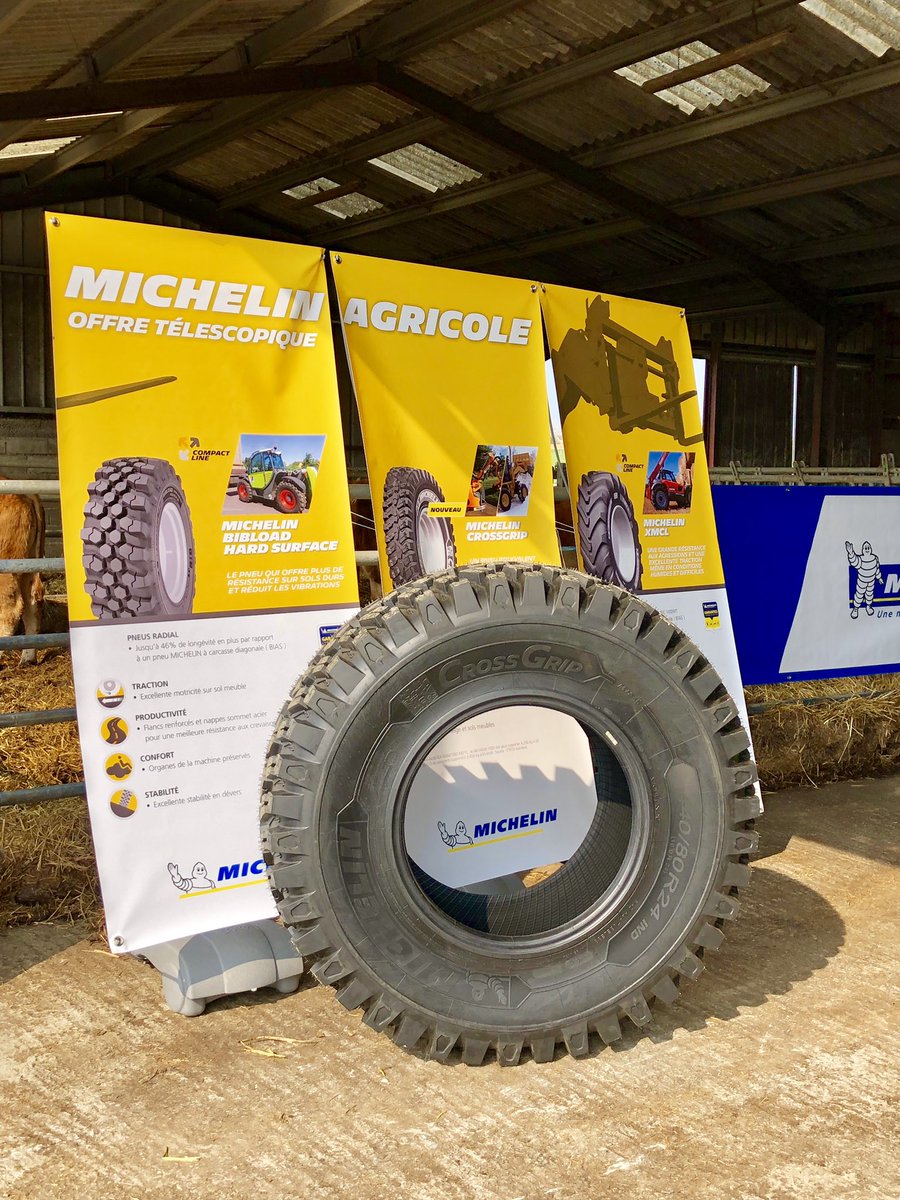 MaxChampopro's tweet photo. Journée avec les agriculteurs du Jura, présentation des gammes @MichelinAgriFR #telscopique #fortepuissance https://t.co/ET59KvMC4W