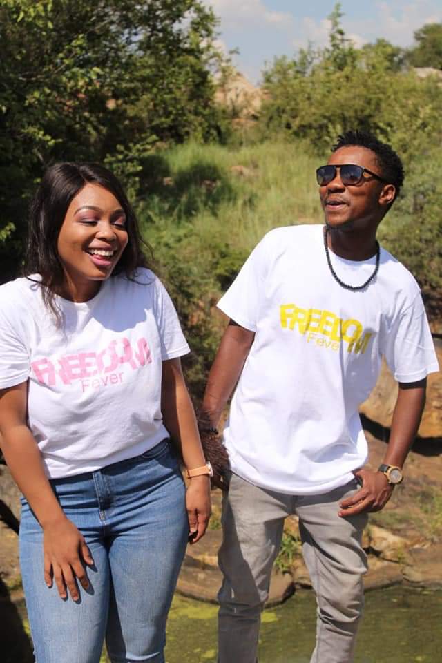AkARasMckay's tweet photo. Luv Mandawana presents Freedom Fever. 27 April 19 * MUSIC PEOPLE FOOD PASSION VARIETY QUALITY FASHION
Supa Dupa Clean when we pull up 🔥❤ find what you love, let it kill you💯
@BontleValerie @benny_motsumi @DivineQueen12
📷: @Ms_Qhekoana https://t.co/doZwFskinw