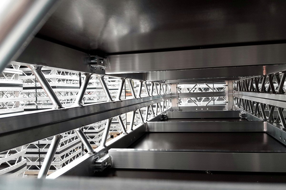LightspaceUK's tweet photo. Did you know? 
The Lightspace deck system Spacedeck meets industry standards in its dimensions making it an ideal addition to an existing stage or platform structure with lower outlay.
   
Call us on 01604664571 or email sales@impact-products.co.uk for more info. 
 #decks #truss https://t.co/EBNn6YNO7D