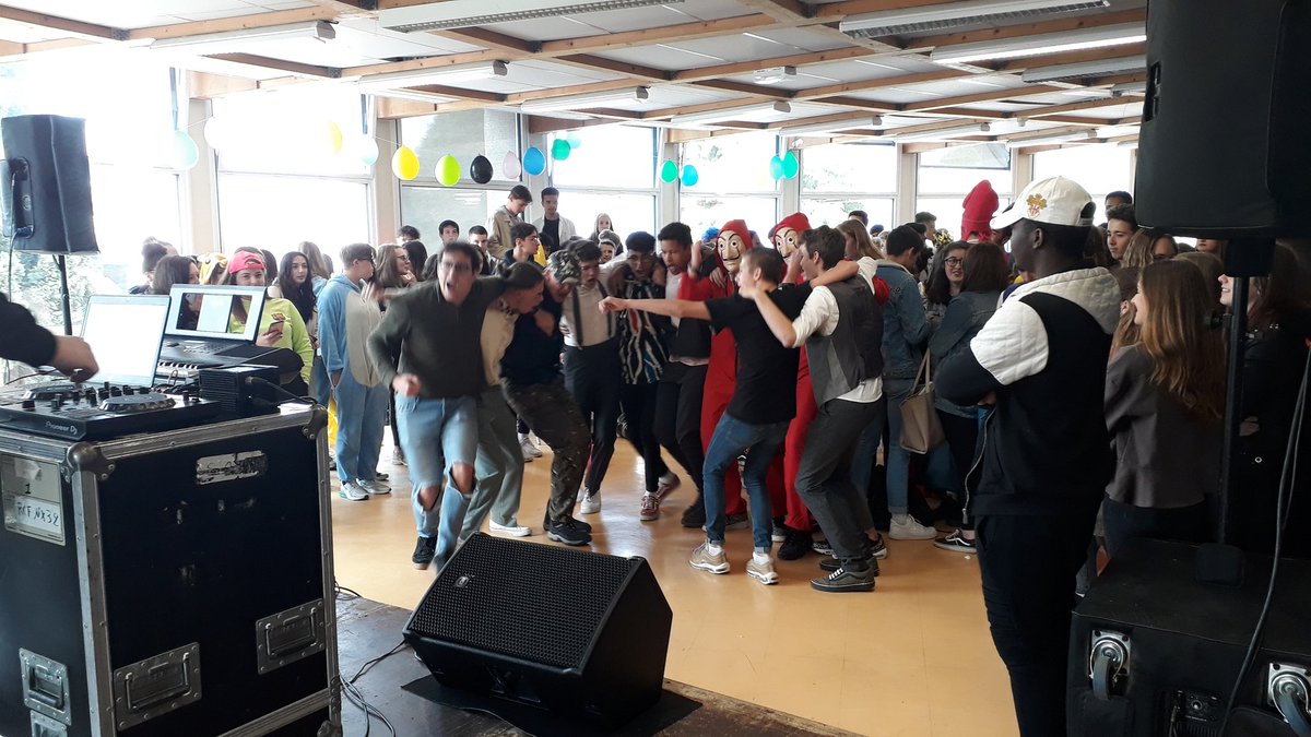 Fête du lycée c3 jour avec concours de deguisement