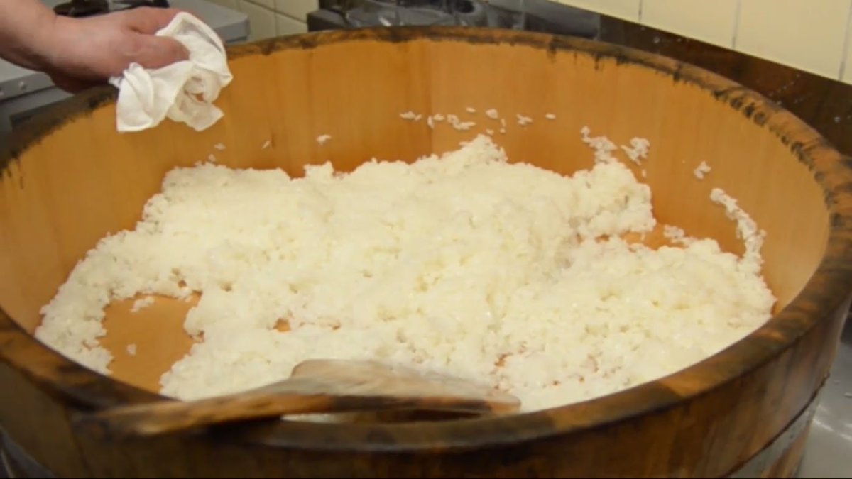 “酢飯”の作り方、知ってる? ツヤツヤでパラパラな本格酢飯もこれだけ気をつければOKな超簡単レシピをご紹介 https://t.co/M2ewJtbnfa...