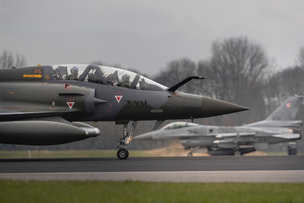 RonaldvdJagt's tweet photo. Vandaag de laatste volle scenariodag #Frisianflag2019 Een culminatie van diverse missies tegen geavanceerde lucht- en gronddreiging met elektronische oorlogsvoering zoals: OCA, SEAD / DEAD, AI, DT en SCAR #Afkortingen https://t.co/MoHGguQXyM