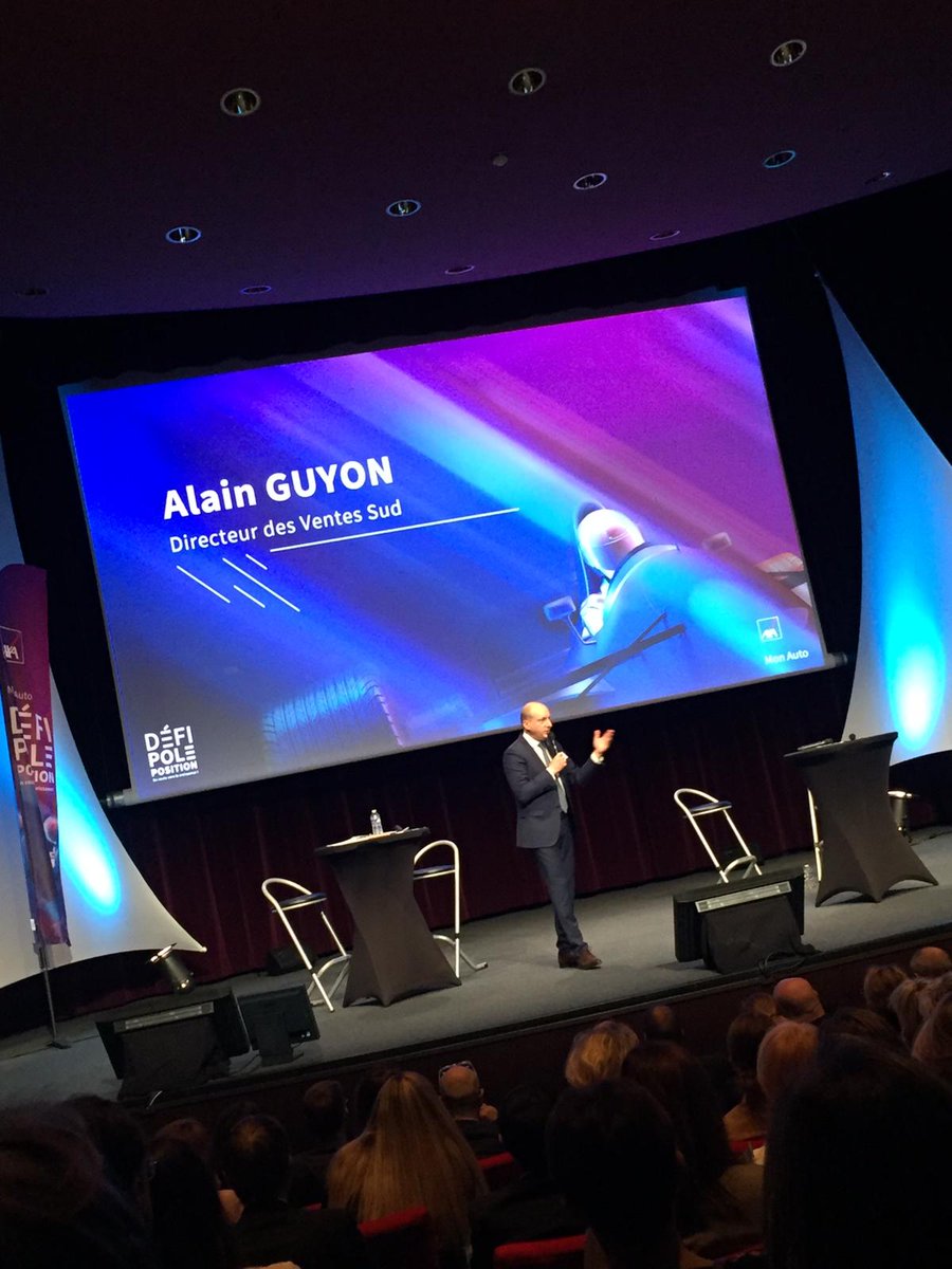 Bensliman31777's tweet photo. AXA Banque au rdv de la conv #monauto DV d'Alain Guyon pour mettre à l'honneur le travail des collaborateursAxa en agence en présence d'@ehennau & @MarieeOlivier. De l'échange & des sourires au service de nos clients #AXA #axabanque #teamaxabanque https://t.co/UjipYBZJc4