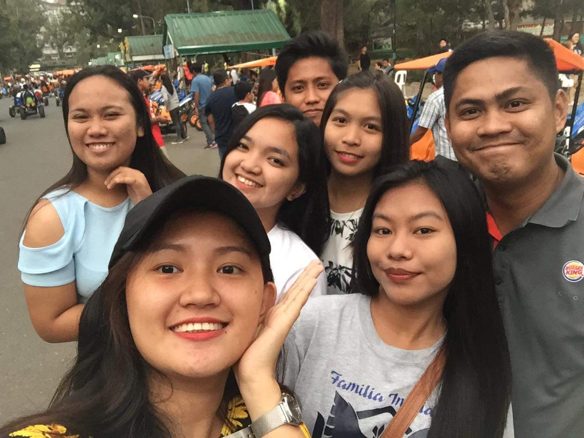 JGeoum's tweet photo. Bagyewww😍😍 https://t.co/mGGiN6Ugva