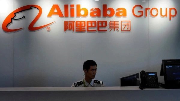 technuto's tweet photo. Alibaba creates 'video fingerprints' to fight piracy. Fingerprints can be used to identify the video even if it is trimmed or its images modified.
Know More : https://t.co/us9sEqEnvG
.
#Alibaba #fingerprint #technuto #Technology #news #video #videofingerprint #trending https://t.co/GwMbTghWok