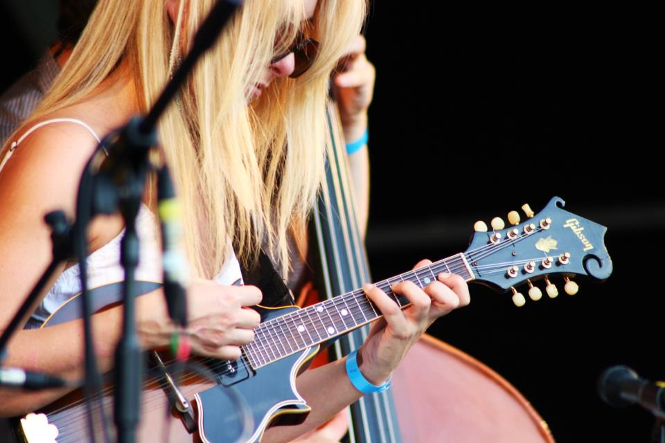 HJBROKENHEARTS's tweet photo. Catch us #PlayingLive TMRW at @joejoejims, Β£5.00 admission, 8:30pm.... Heard a lot of great things about this venue, looking forward to making our debut, hope to see you there friends x #ukcountry #britishcountry #honkytonk #ameripolitan #midlandsgigs #birmmingham #brum https://t.co/5dvArFi7vq