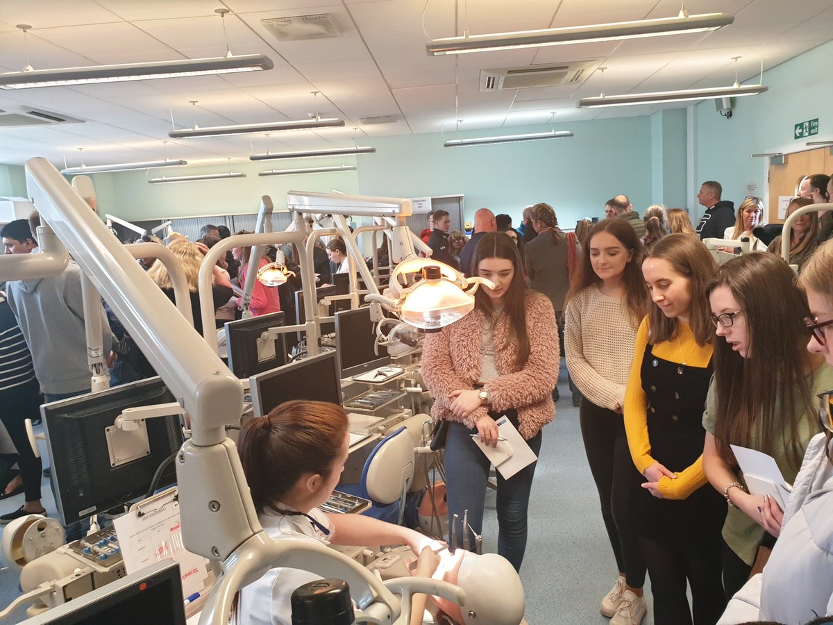 DundeeDental's tweet photo. We had a great day yesterday at our Applicant Day! Our students demonstrated some of the procedures they learn and practice here in our Clinical Skills Department. #DiscoverDundee #StudyDentistry https://t.co/cVCppS9FuT