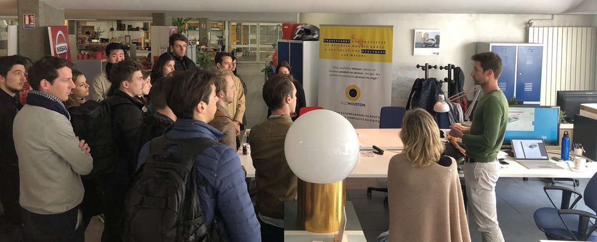 Présentation de <a href="/HoustonAllo/">AlloHouston</a> aux étudiants de <a href="/ESSCA_Ecole/">ESSCA</a> en visite au lab <a href="/NissanEurope/">Nissan Europe</a> au <a href="/SquareParis/">Le Square Paris</a> ! Plus d'info ===>allohouston.fr<===