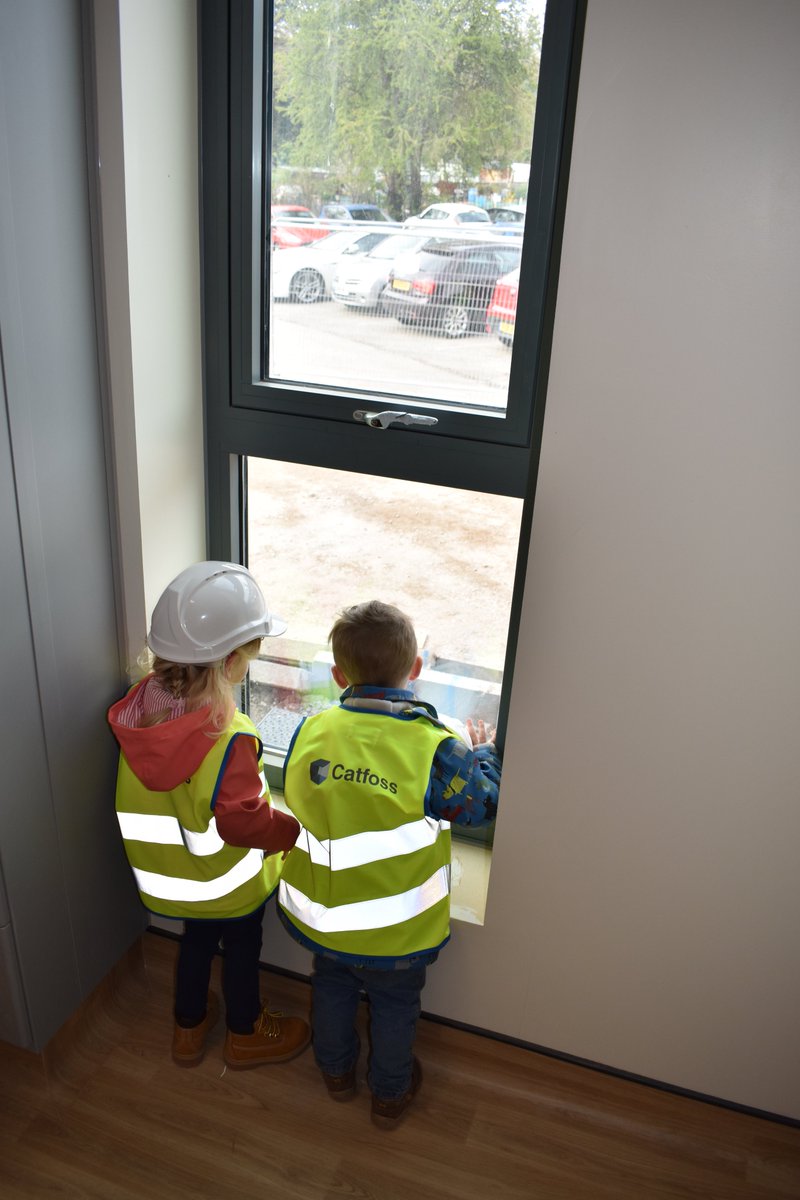 CatfossModular's tweet photo. It was a pleasure to show the next generation around our new Hospital Ward. Have to say, they were slightly more interested in the Diggers outside the windows... #TheFuture #Inspired #NHS #CatfossModular https://t.co/OG8K8Tn2My