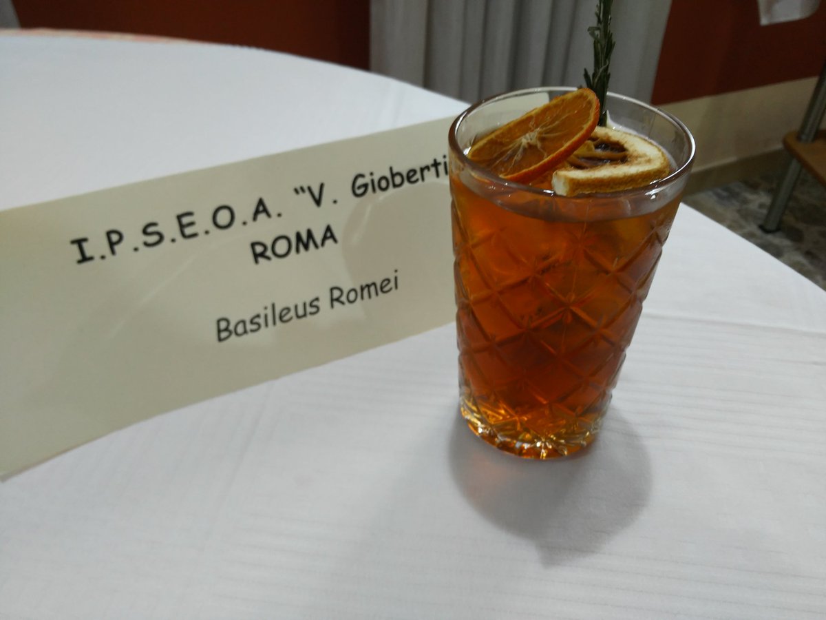 alecavallo81's tweet photo. Concorso "Basilicata a tavola 2019" Vino e cocktail realizzati. Marco 3 E https://t.co/sKqGGjVyyG