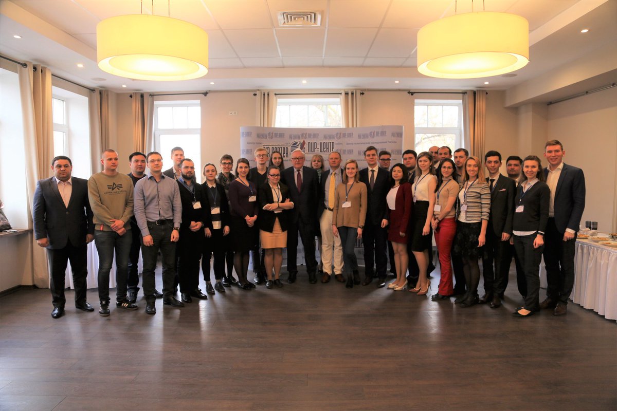 analiviaplural's tweet photo. This week I am having the unique opportunity to participate on the Pir Center International School on Global Security Had the pleasure to engage in lively debate with Vice Minister of International Affairs of Russia, Sergei Ryabkov. #PirSchool #pir25 #PirCenter https://t.co/Q9qc70lvIM