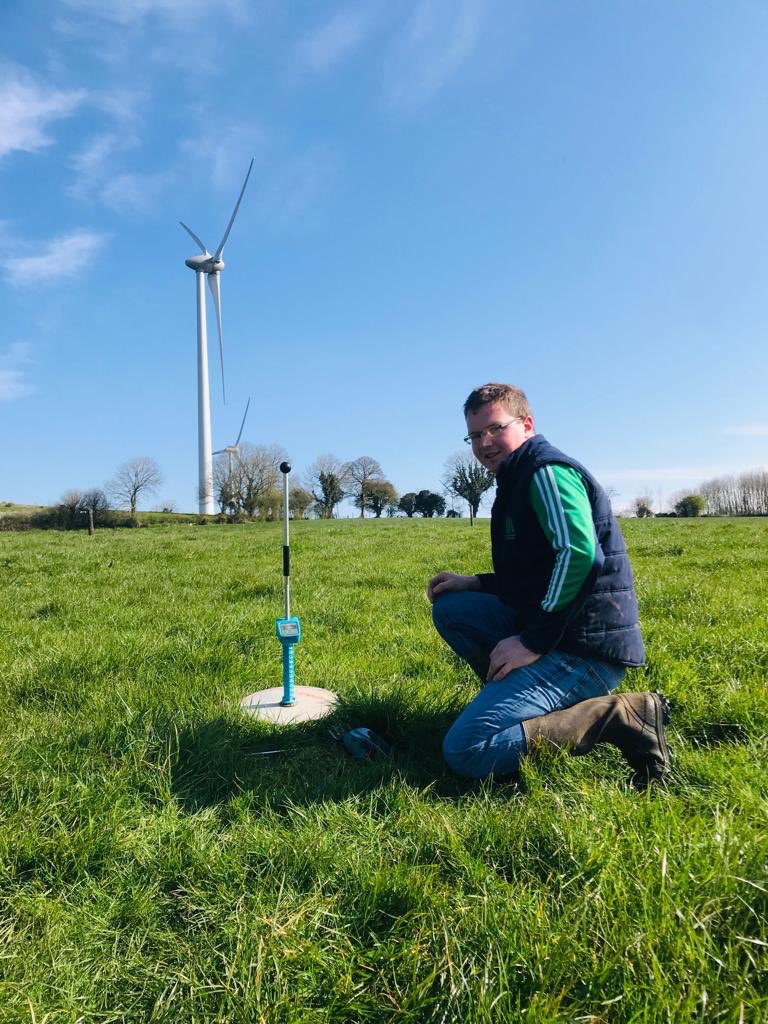 Great morning for a grass walk in Dualla, AFC 760 with growth up to 39 from 222 last week, this farm in a great place one week into the second round <a href="/rayverehunt/">Ray Hunt</a> If interested in availing of a grass measuring service, DM or contact <a href="/frs_cahir/">FRS Direct</a> for more info!