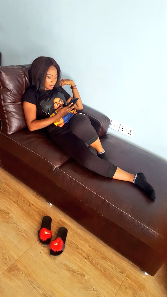 lilian_poo's tweet photo. I refused to become what you call Normal..#MostOriginal..#DeBossLady https://t.co/GsxD3h3Nrc