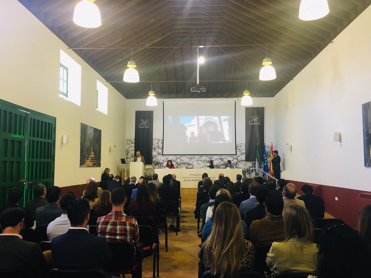 HaciendaGuzman's tweet photo. 📍Estamos en la presentación del nuevo proyecto “Spain Through Its Wineries”.
Nos sumamos a la apuesta por el turismo enogastronómico en la zona del Marco de Jerez y Sevilla. 👏🏻
#STIW https://t.co/9bzTMbn4ix