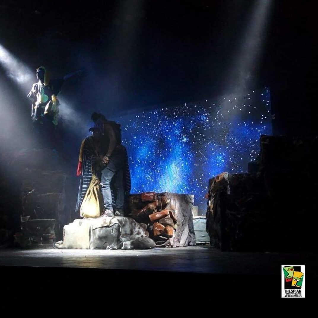 ThespianFamily's tweet photo. Come & experience theatre at it's finest this April with #ItanTheStory courtesy @ThespianFamily. You will be taken on a journey of dance, storytelling, drama, music & culture.
Ìtàn in Yoruba is translated as 'Story'. Get ticket via https://t.co/ZYng0BtHPC #ThespianFamilyTheatre https://t.co/XHdf3tfLDa