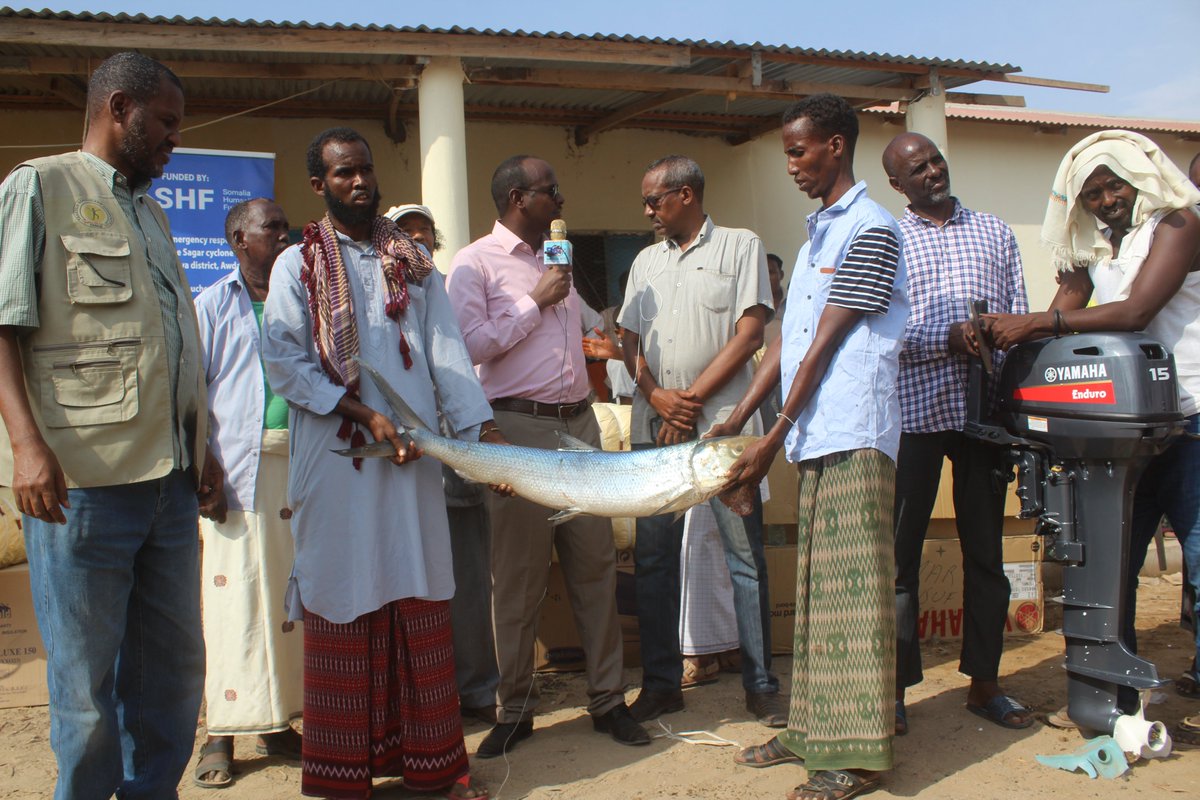 TaakuloSomali's tweet photo. The #CycloneSagar devistated the fishing tools in lughaya town we appreciate the timely response by #SHF, the fishing community in lughaya town resumed their work after they recieved a generous support from  @shf_somalia @OCHASom @matijakovac @JustinTBrady. @DFID_UK  @CzechMFA https://t.co/U7cLoCmLrw