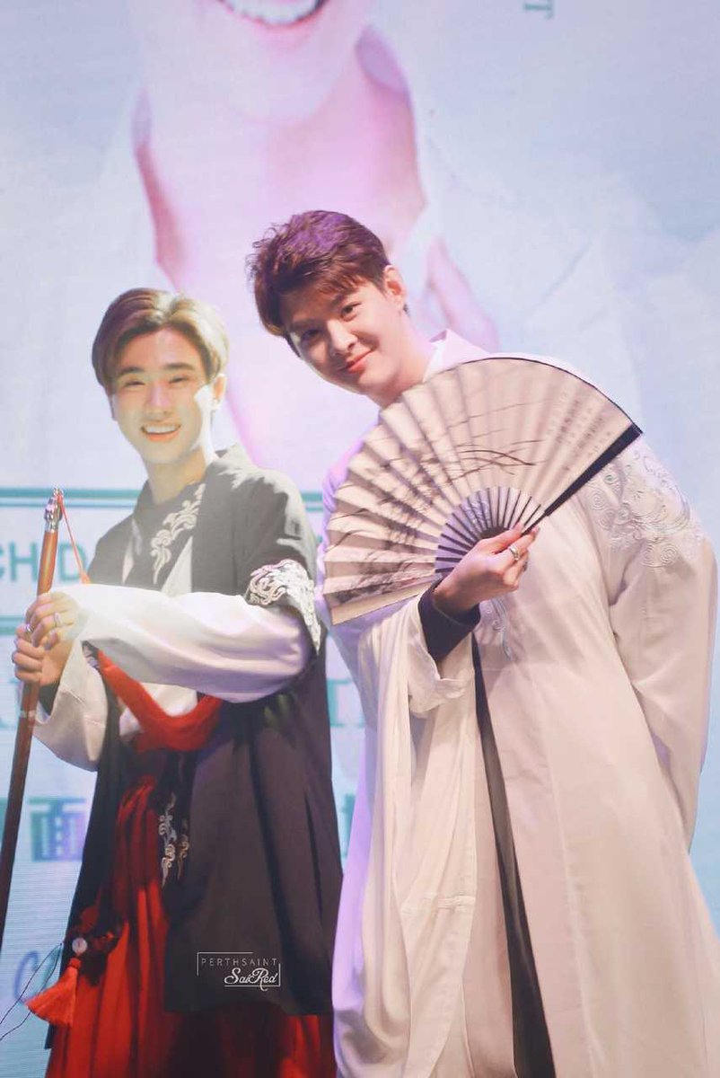 smilejia99's tweet photo. @Kazzmagazine love perthsaint🐯🐲
#KazzAwards2019 
#KazzMagazine
#PerthSaintSation
Cr.logo https://t.co/V33nH13TaU