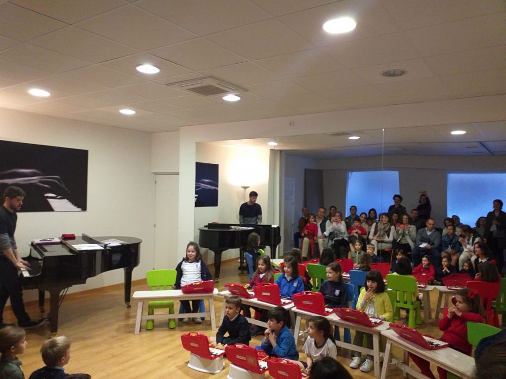 (CONCIERTO DE PASCUA: Alumnos de pianots y Grado 3) publicado en EnClavedeSí - enclavedesi.com/2019/04/11/con…