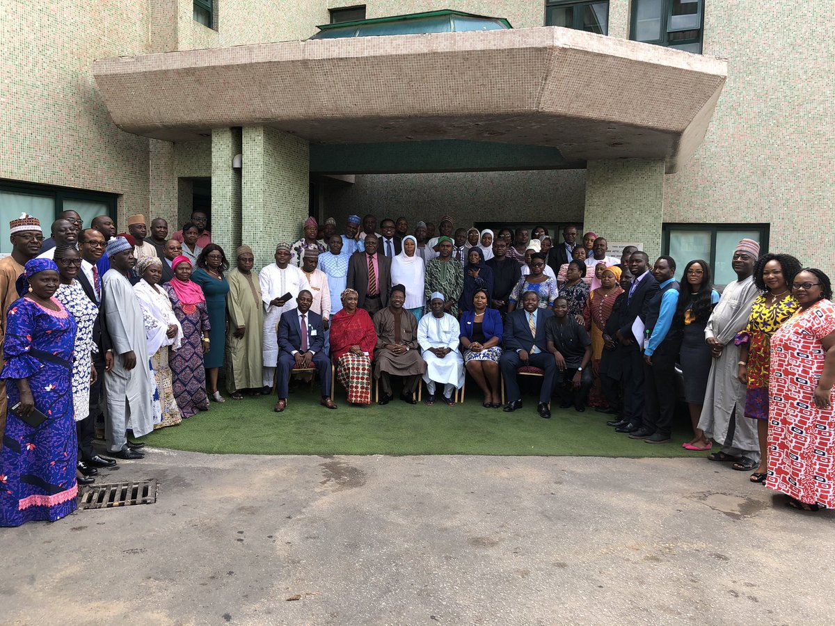 ozor_lynda's tweet photo. Dissemination of the MAL-RMNCH Framework for Nigeria. Mothers and children mostly bear the brunt of #malaria in Nigeria. Efficiency &amp; effectiveness of the approach will depend on government led support towards sustainable &amp; universal coverage of intervention package.@jomwalwega https://t.co/xuzalYzHXX