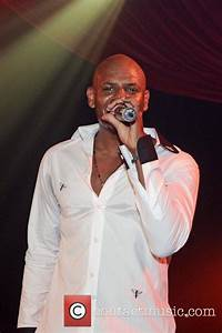 Charley58115169's tweet photo. Born 4/11 #DelroyPearson in Islington, London, #EnglandUK is an English singer and a member of the pop group #FiveStar. Pearson played his part in the group by writing songs and playing instruments on some of the band's hits. @Browndeus https://t.co/y4EksJg0Z1