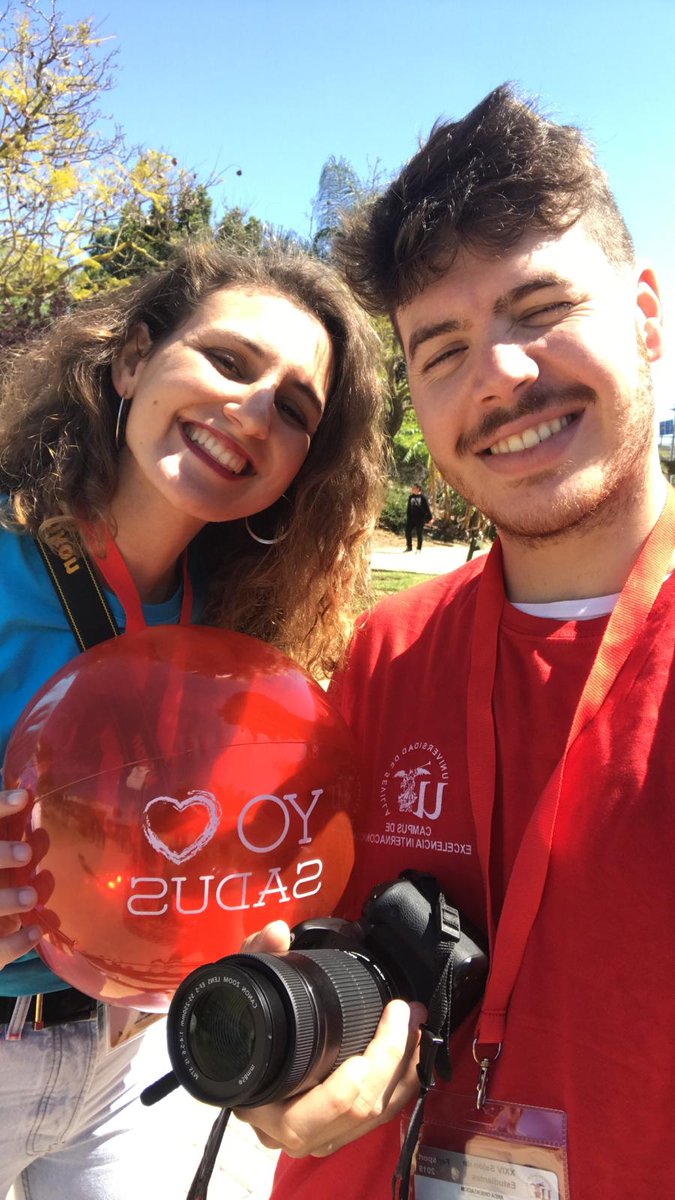 unisevilla's tweet photo. ¿Habéis conocido ya a nuestros reporteros @josepablocelric y @SilviaB52? Ellos nos traen desde el primer día toda la actualidad #SalónUS ¡Gracias! 😘 https://t.co/970FARTOOD
