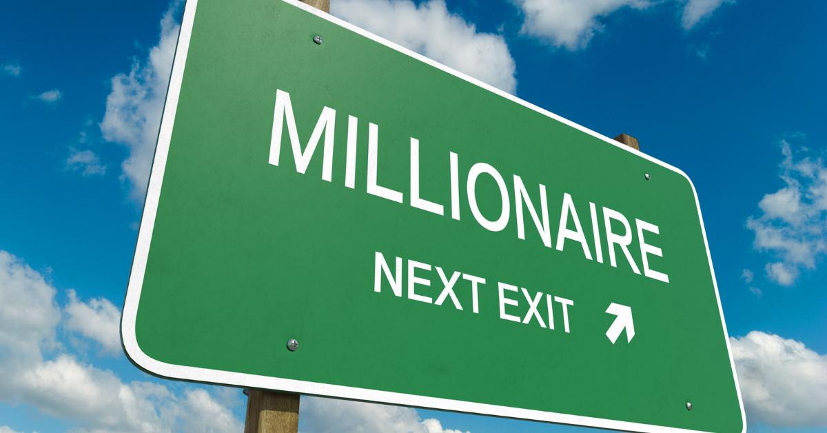 financialrph's tweet photo. Curious when you'll reach millionaire status? 
.
This calculator will provide some insights based on your current savings/investing strategy. 
.
▶️https://t.co/MVpIP8VjDZ https://t.co/nW7fabQXM1