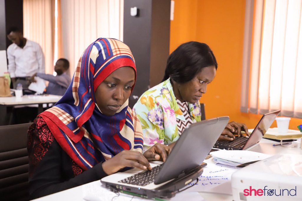 AfroSheFound's tweet photo. #Day4 of #AspiringBootCamp pitching skills using #Canvanizer 
#SheFound #Aspiringbootcamp https://t.co/Sgx6hu5V0b
