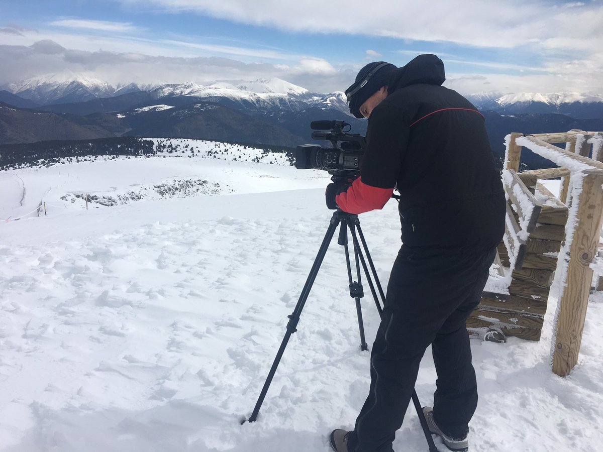 Espectacular la imatge des del Pic de l’Orri, al #Pallars, un 11 d’abril!!!!! El paisatge no sembla de primavera!!!!! Ho veuràs al #TNComarques <a href="/324cat/">324.cat</a> #324eltemps