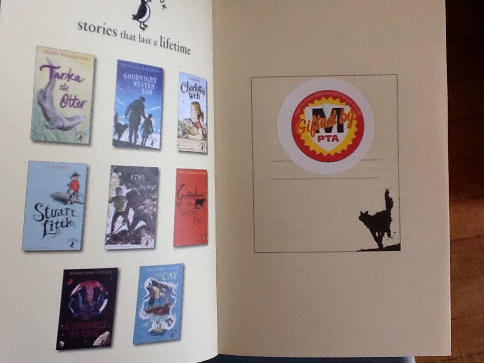 #6m delighted to have a visit from <a href="/PTAMarlborough/">Marlborough PTA</a> with a delivery for our class libraries of ten brand new books. Thank you so much! 🙏 We're equally grateful to anyone who has bought a cake from the sales in the past to fund our new additions. #lovereading <a href="/WellfieldBooks1/">Wellfield Bookshop</a>