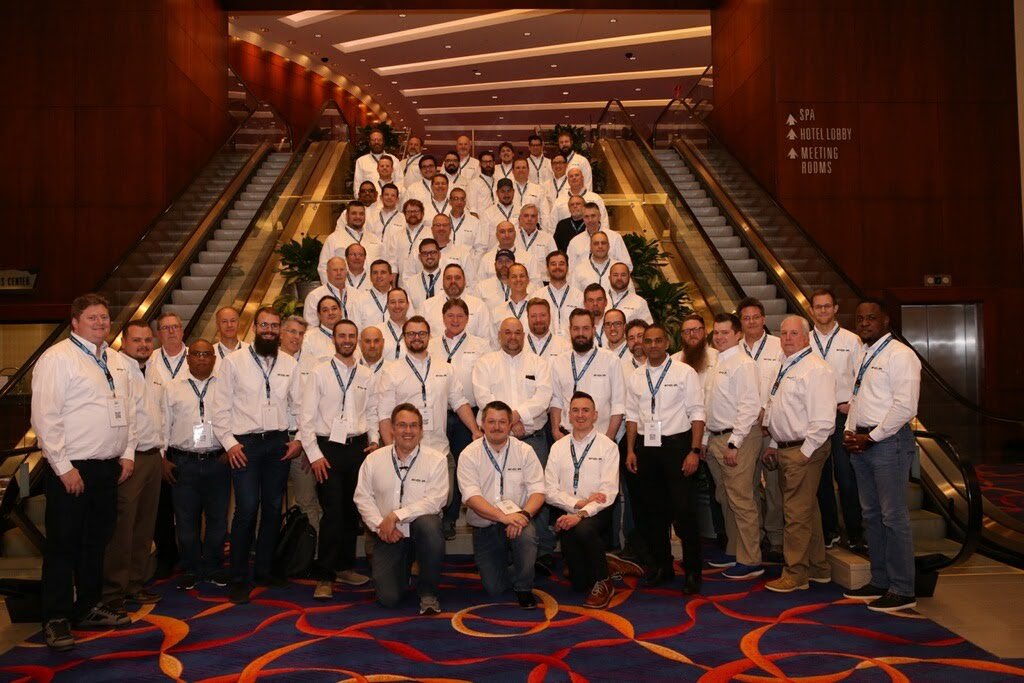 dthorsonjr's tweet photo. Mission Completed! The @avisplinfo group photo for #CrestronMasters2019. #Teamwork. #oneavispl @AVISPLCanada @AVISPLCanada https://t.co/C2o1uTJMuM