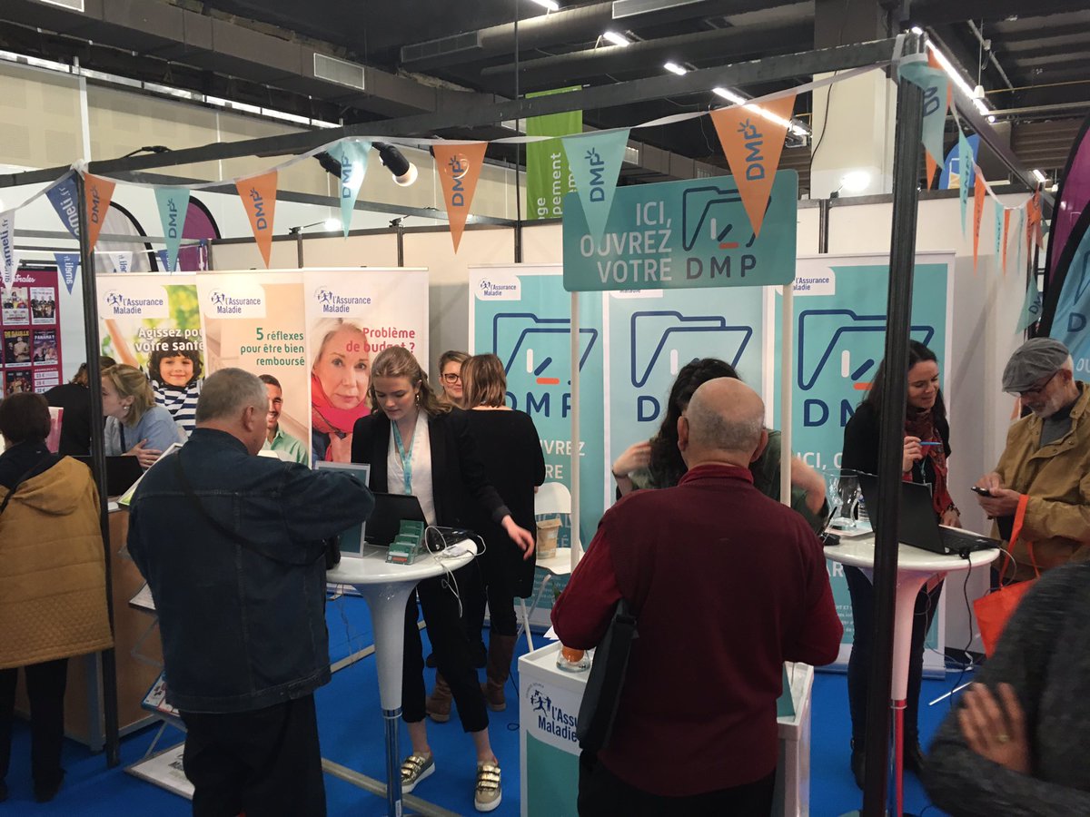 Cpam_21's tweet photo. Aujourd’hui et demain au Salon des Séniors de #Dijon : nous ouvrons votre #DossierMédicalPartagé et vous informons sur votre santé 🙂 #FIERSDEPROTEGER https://t.co/QjZCgXda7B