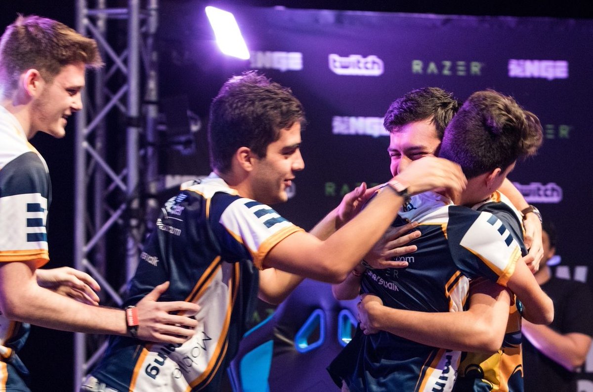 oscarsndieeee's tweet photo. Todos los éxitos logrados por @MadRaiderCR como coach en @TeamQuesoGG 🇺🇾🧀
🥇 Campeón #RPLeurope2
🥈 Subcampeón #RPLintercontinental
🎖️ TOP4 #RPLamerica5
🥈 Subcampeón #SLO1
🎖️ TOP4 #RPLeurope4
🥈 Subcampeón #RPLamerica6
🎖️ TOP4 #SLO2
🥇 Campeón #CTP1
🥇 Campeón #CRLeurope https://t.co/CKMyVpWi5W