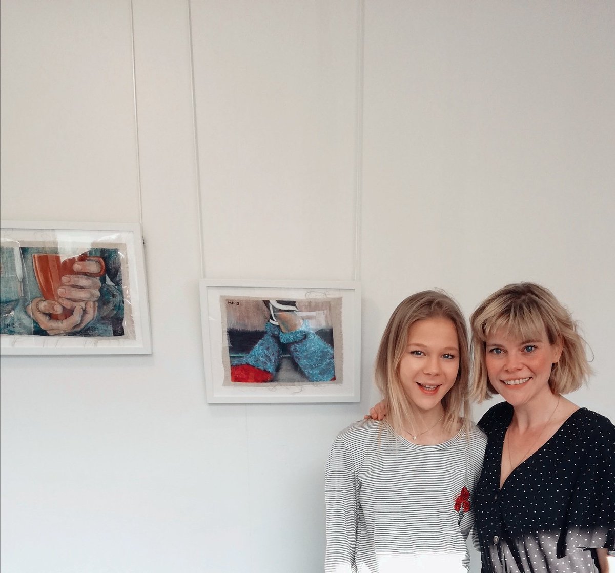 MccomishBeth's tweet photo. This week saw the exhibition launch of a young woman I have been working 121 with this last year as @ArtsCare21 project artist. Super proud of Katie and the journey we've taken together you can see the exhibition at the Tower Gallery at City Hospital https://t.co/sJ5FRf0pJB https://t.co/o8zIU9y9Ze