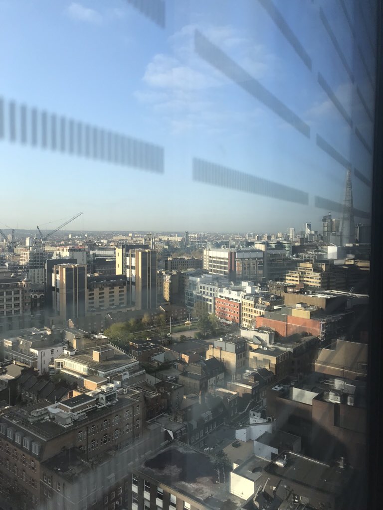SarahTFerguson's tweet photo. Good morning London! Oh how I love waking up in this city! #lovelondon #20thfloor https://t.co/Skuyx1vGMA